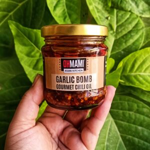 Garlic Bomb Chilli Oil Crisps